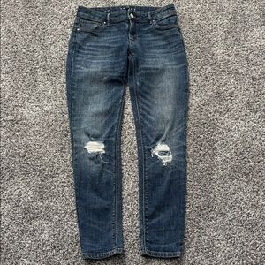 EUC WHBM The Skinny Destructed Jeans Size 4P